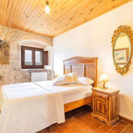 Sant Grau I Casa de camp